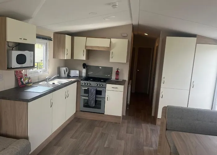 Kings Caravan Park Chapel Saint Leonards