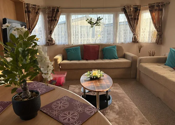 Skegness Butlins 8 Berth Caravan