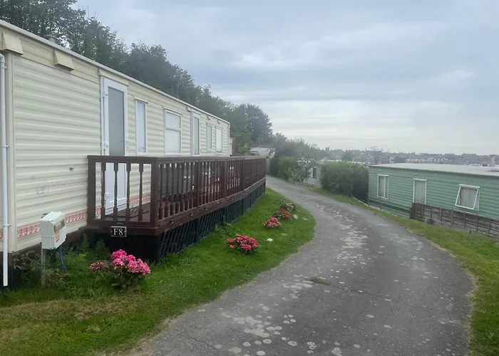 Hilltop Hideaway 2 Bed Caravan With Panoramic Town Scenery In Aberystwyth Holiday Village F8