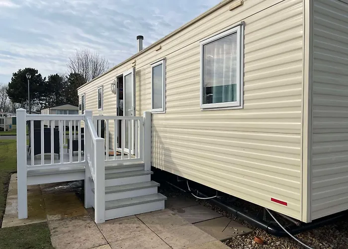 275 - Butlins Skegness, Pet Friendly And Wifi - Meadow Lakes Caravan & Lodge Hire Ingoldmells