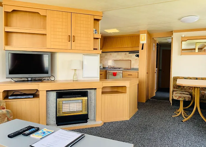 Fantasy Island Caravan Park: Seaside Getaway in Ingoldmells