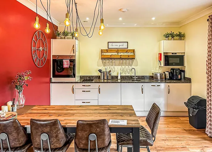 Flaxton Meadows Luxury Lodges